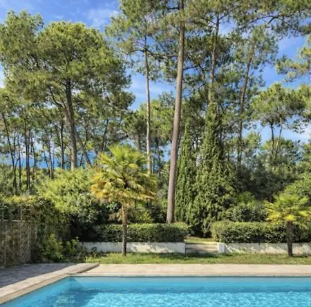 Fredhelma House Villa *